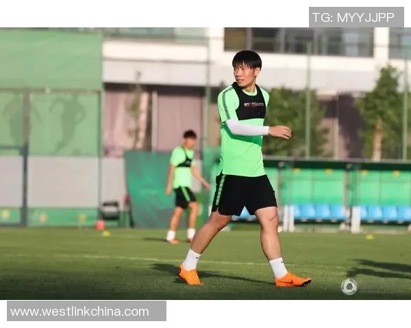 刘磊独家分享足球心得与技巧助你提升球技和战术理解